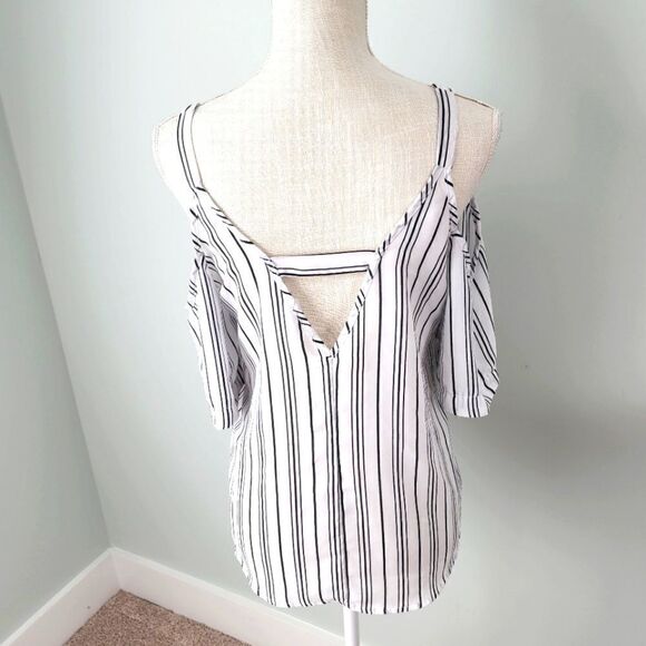 SIENNA SKY WOMEN'S STRIPED BLOUSE COLD SHOULDER V NECK AND BACK SIZE SMALL - Picture 4 of 7
